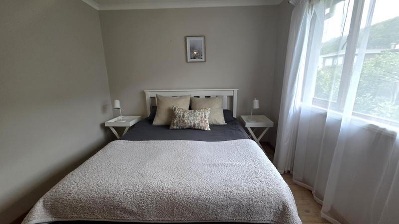 5 Bedroom Property for Sale in Glentana Western Cape
